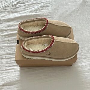 NWT UGG Tasman Slippers